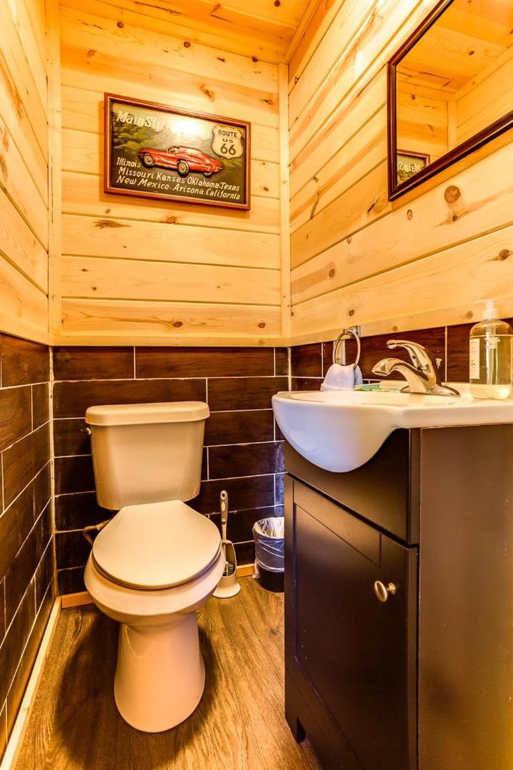 פיג'ן פורג' Route 66 Cabin חדר תמונה